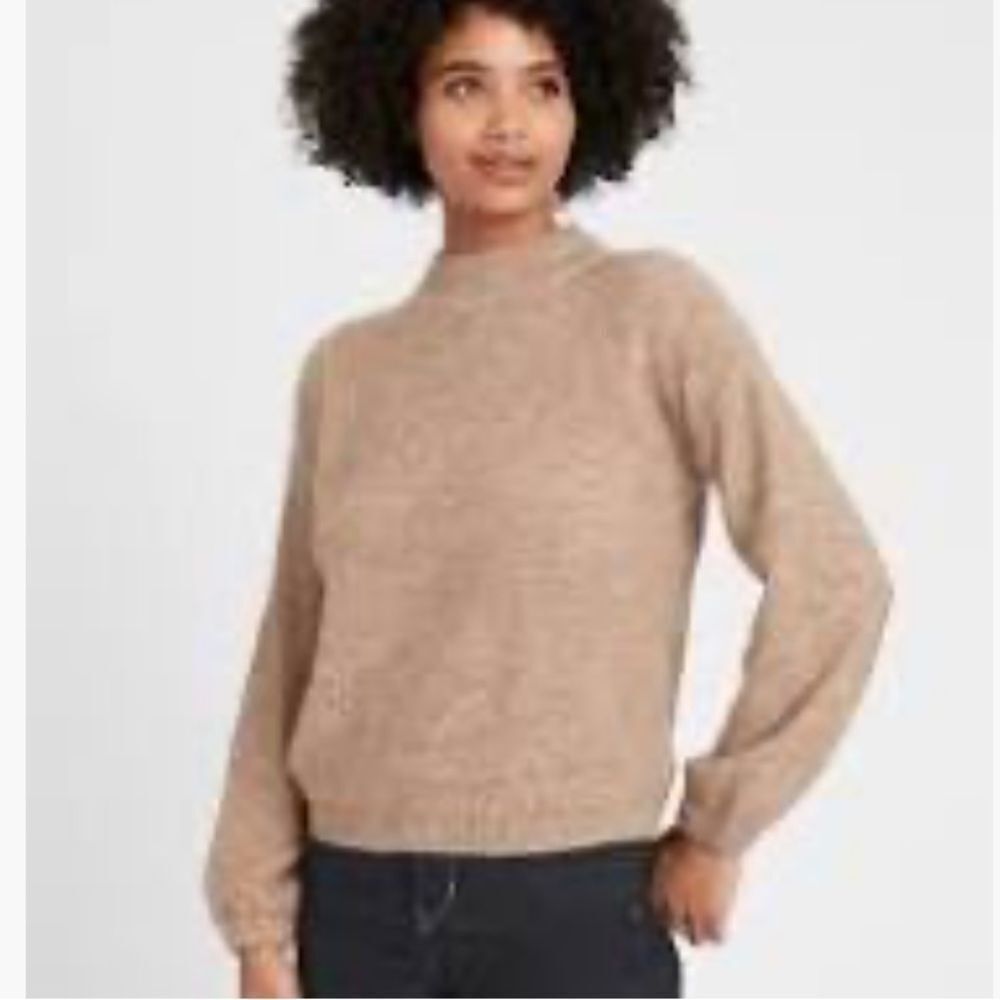 Banana Republic Tan Sweater